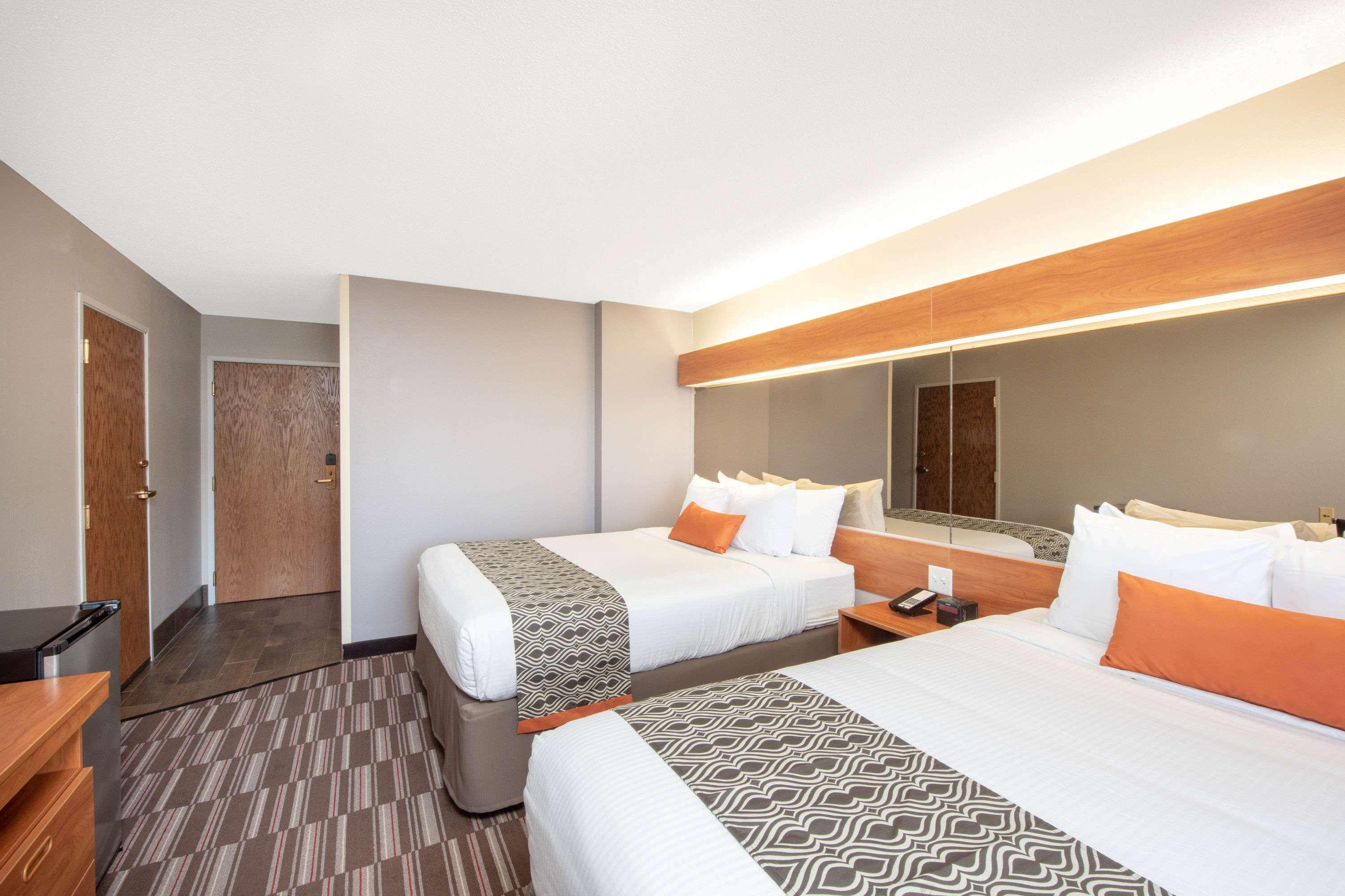 Microtel Inn & Suites By Wyndham Springfield Exteriör bild