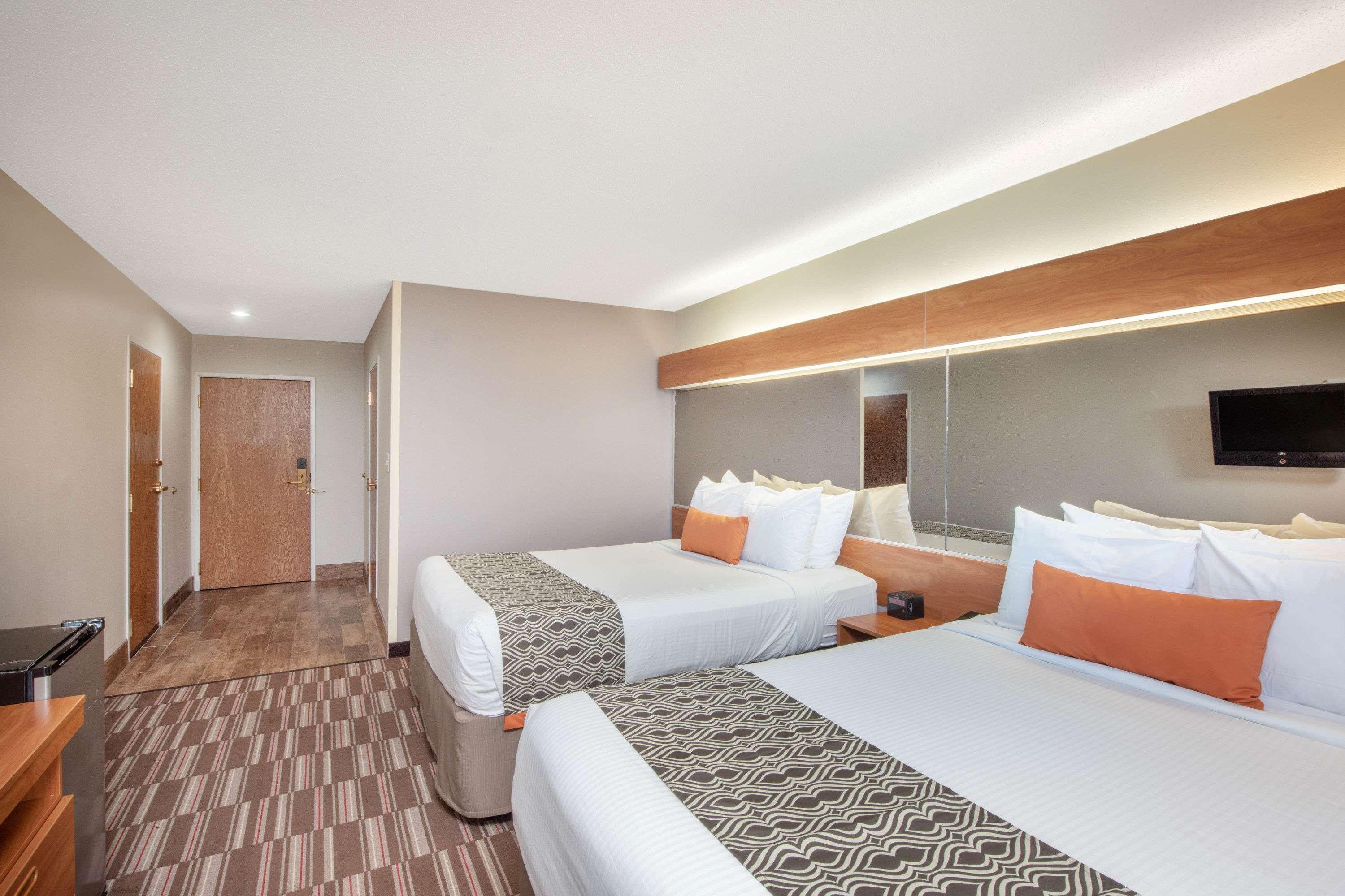 Microtel Inn & Suites By Wyndham Springfield Exteriör bild