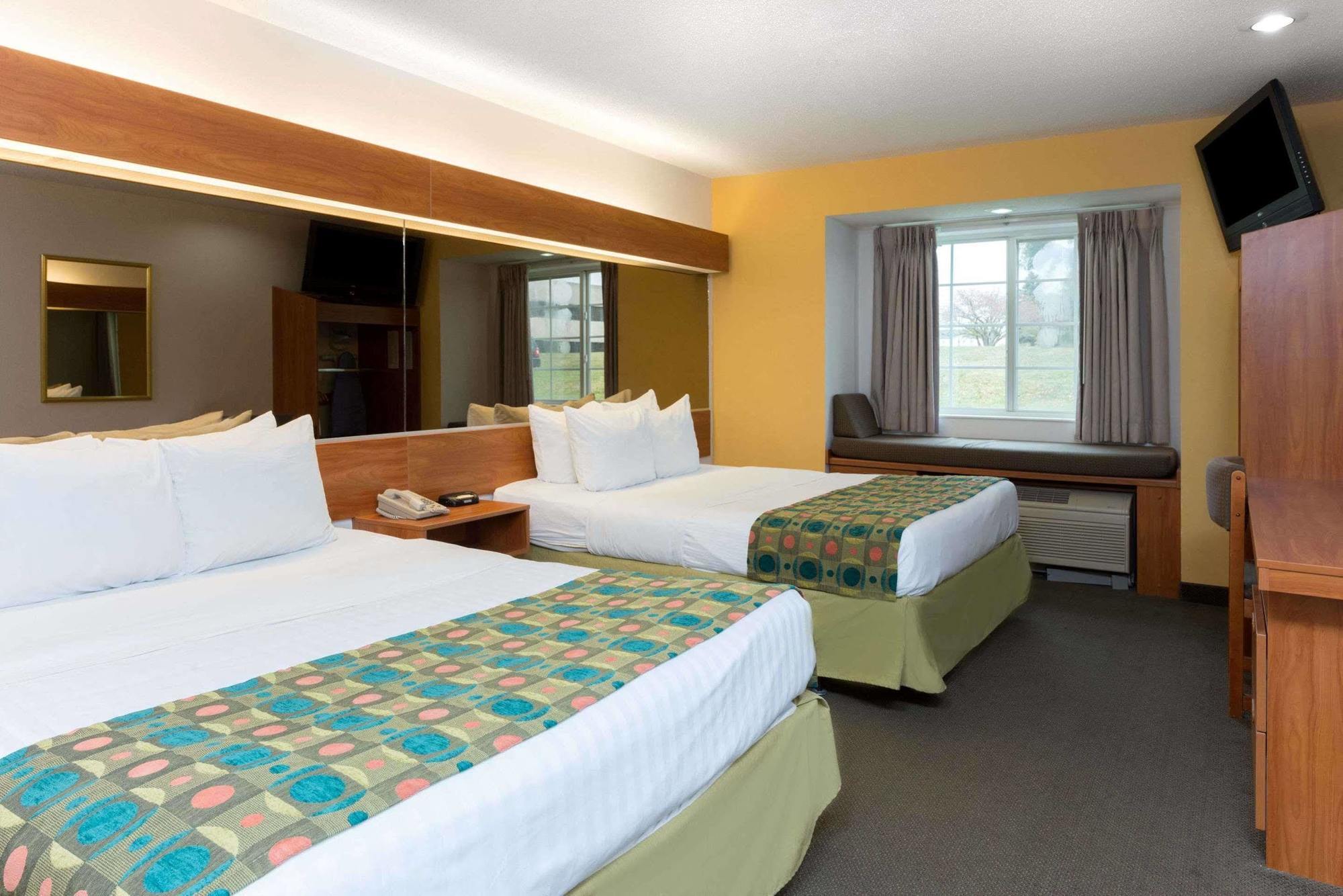 Microtel Inn & Suites By Wyndham Springfield Exteriör bild